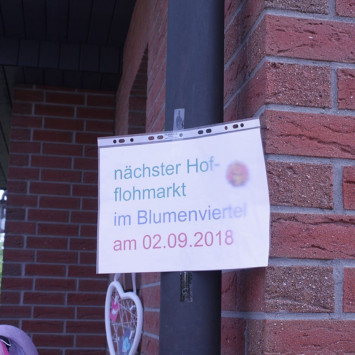 Der nächste Hofflohmarkt im Blumenviertel findet am 2.9.18 statt (Bild: nebenan.de)